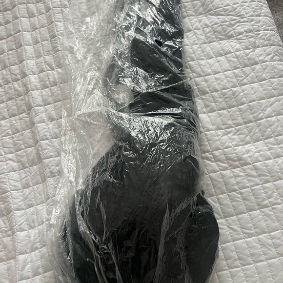 Black Velvet Flow Dress Windsor - Picture 9 of 9